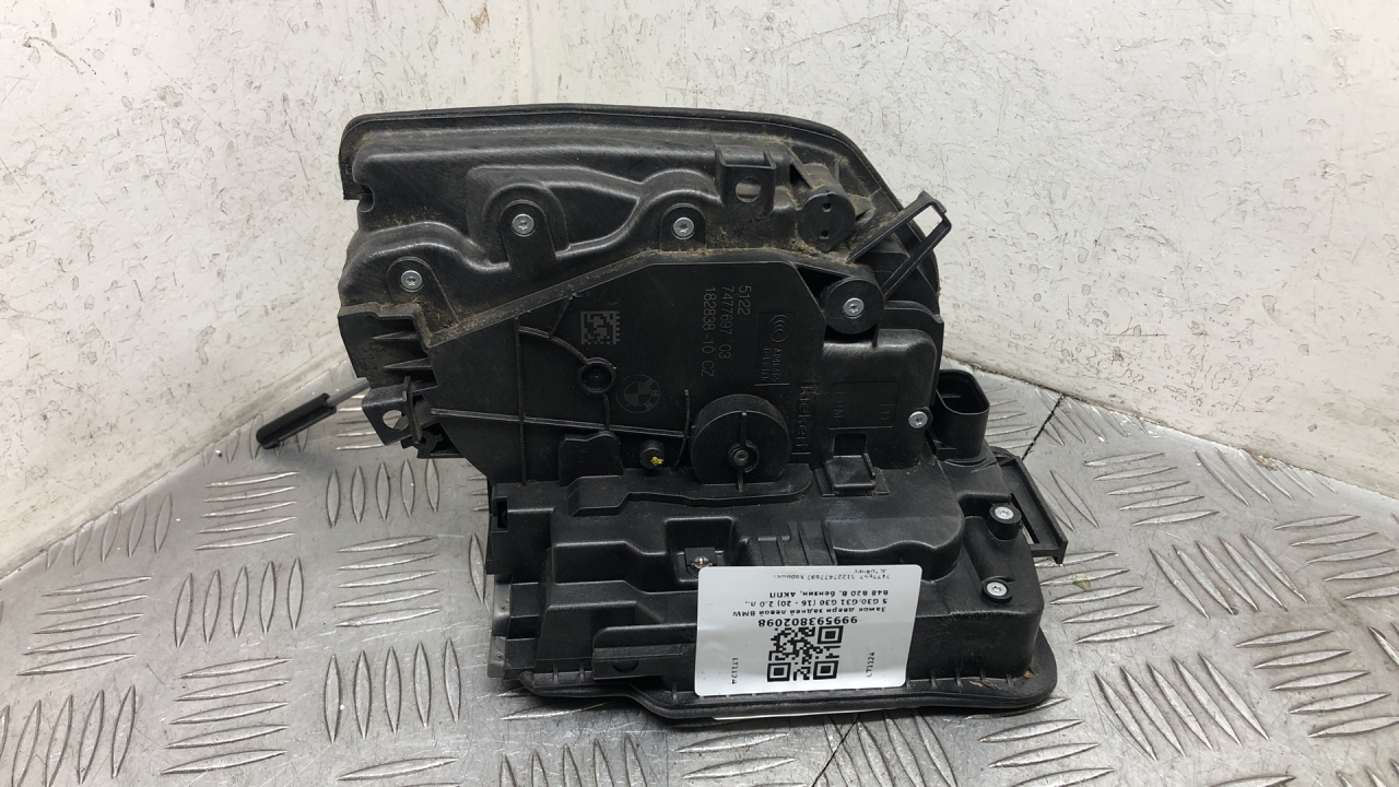 замок двери задней левой BMW 5 серия G30/G31 G30 2020, 2.0 л., B48 B20 B, бензин, АКПП, sophistograu a90, седан, задний привод, правый руль, 51227477697, 7477697 - фото №1