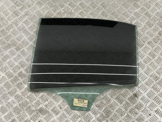 стекло двери задней левой Mercedes-Benz C AMG W205 2017, 4.0 л., M 177.980, бензин, АКПП, 197, седан, задний привод, правый руль, A2057350010