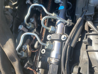 форсунка BMW X5 F15 2017, 3.0 л., N57 D30 B, дизель, АКПП, carbonschwarz metallic (416), внедорожник 5 дв., полный привод, правый руль, 13537823461, 7823461, 0445117030