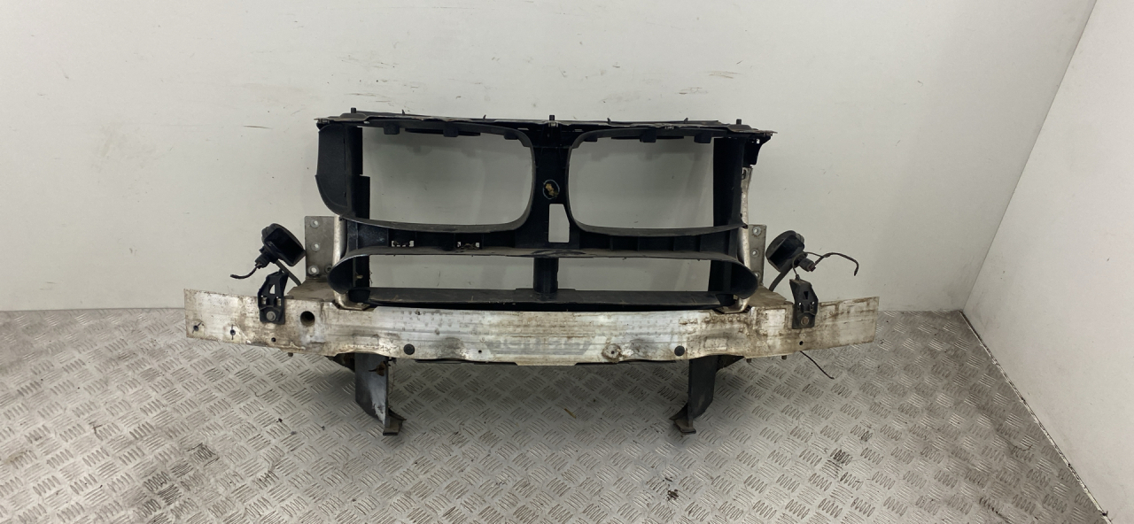 передняя панель крепления облицовки (телевизор) BMW X5 F15 2018, 3.0 л., N57 D30 A, дизель, АКПП, carbonschwarz metallic (416), внедорожник 5 дв., полный привод, правый руль - фото №1