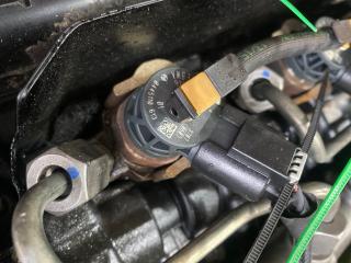 форсунка BMW 3 серия F30/F31/F34 [рестайлинг] 2015, 2.0 л., B47 D20 A, дизель, МКПП, 8514146