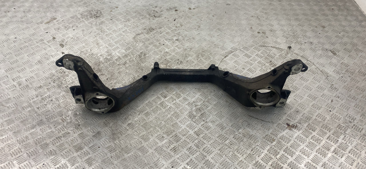 кронштейн двигателя Audi Q7 4L 2007, 3.0 л., BUG, дизель, АКПП, полный привод, правый руль, 7L6199207B - фото №1