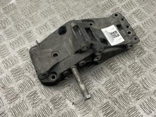 кронштейн генератора BMW 4 серия F32/F33 [рестайлинг] F36 2019, 2.0 л., B47 D20 A, дизель, АКПП, лифтбэк, полный привод, 11167619250, 7619250