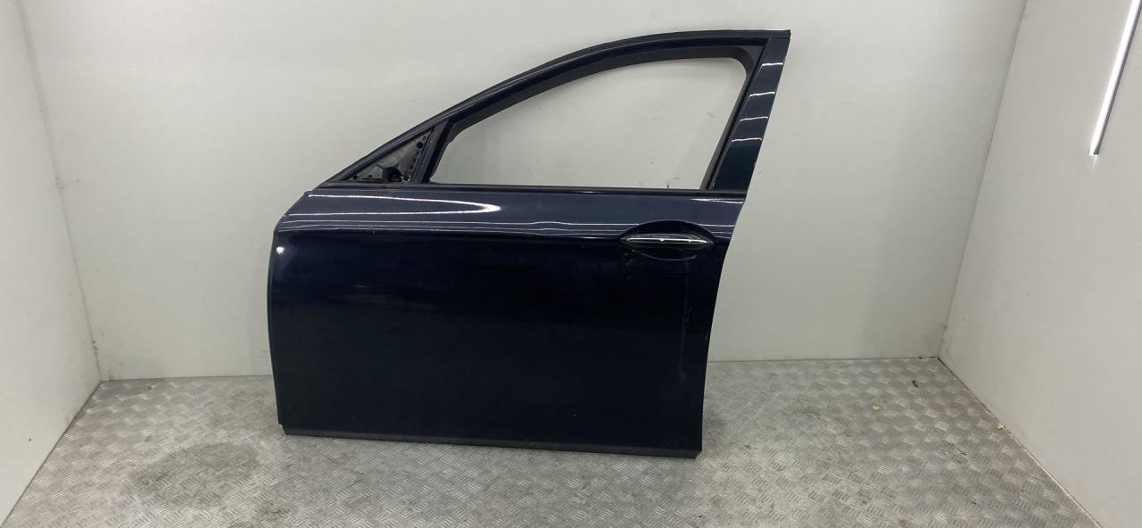 замок двери передней левой BMW 5 серия F07/F10/F11 F10 2011, 3.0 л., N57 D30 A, дизель, АКПП, carbonschwarz metallic (416), седан, задний привод, правый руль - фото №1