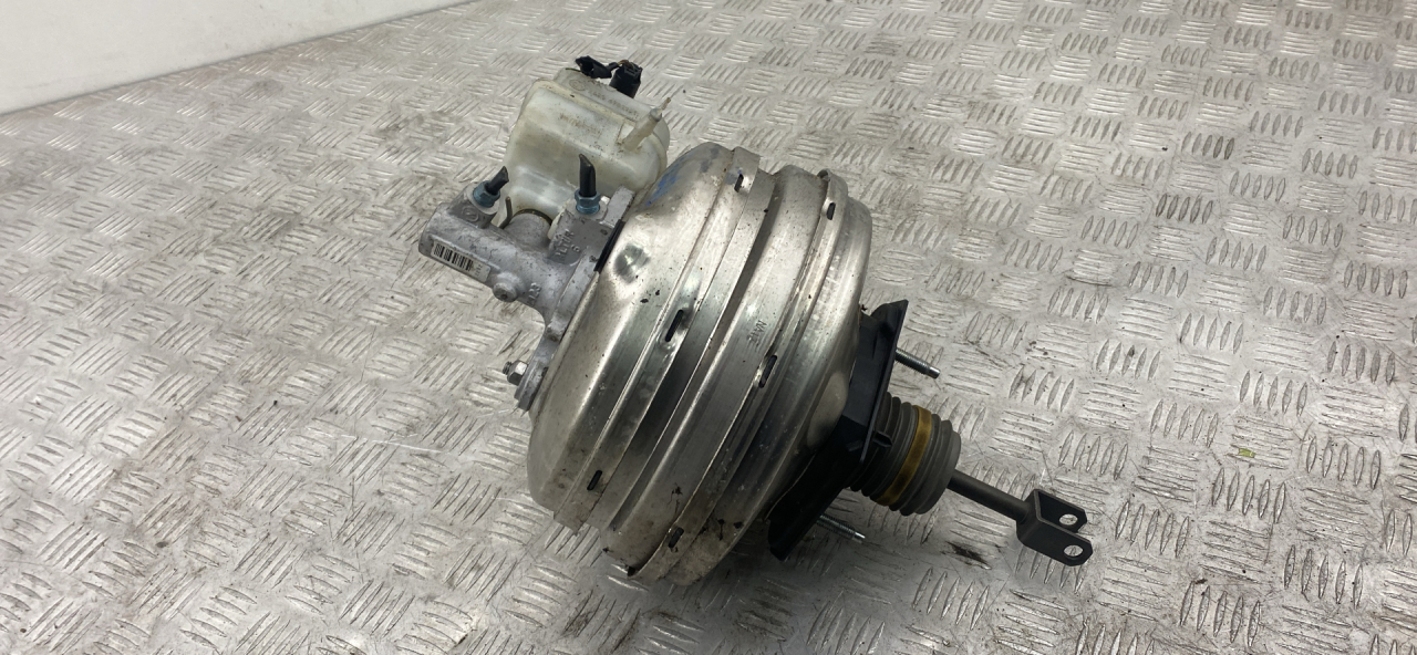 вакуумный усилитель тормозов BMW 5 серия F07/F10/F11 F10 2011, 3.0 л., N57 D30 A, дизель, АКПП, carbonschwarz metallic (416), седан, задний привод, правый руль - фото №1