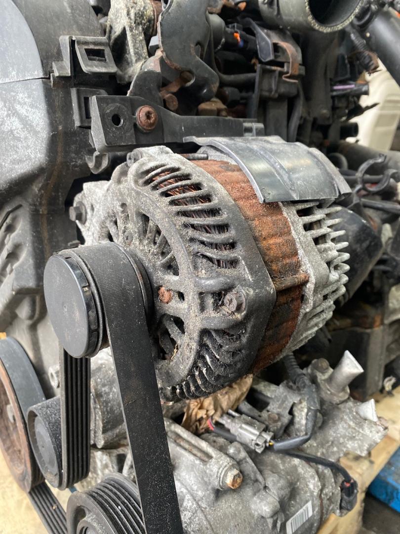 генератор Renault Scenic 3 поколение 2011, 1.5 л., K9K 837, дизель, робот - фото №1