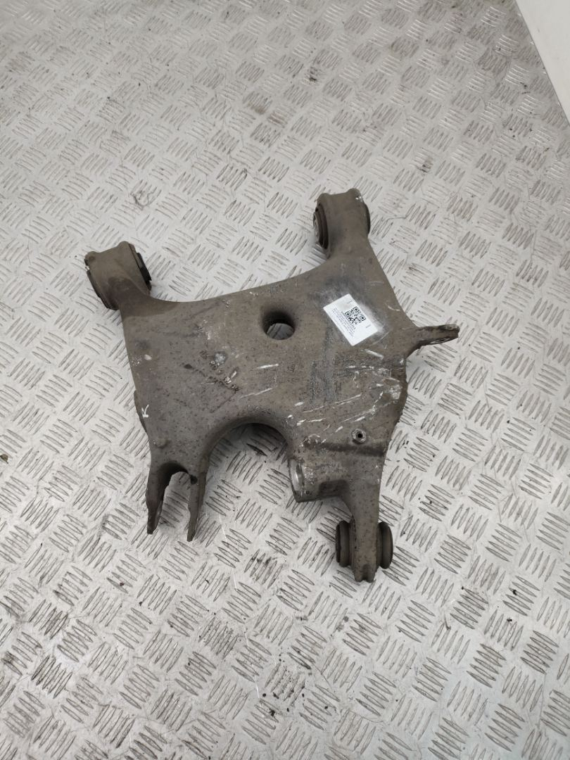 рычаг задний правый BMW 5 серия F07/F10/F11 2011, 3.0 л., N57 D30 A, дизель, АКПП, sophistog brillan metallic (a90), универсал, задний привод, правый руль, 6780072, 33326780072 - фото №1