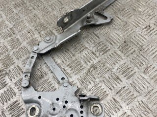 петля капота левая BMW 4 серия F32/F33 [рестайлинг] 2018, 3.0 л., B58 B30 A, бензин, АКПП, купе, задний привод, правый руль, 41617286343, 7336699, 7286343