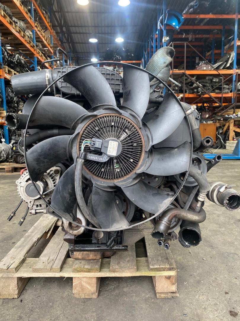 двигатель Land Rover Range Rover Sport 1 поколение 2006, 2.7 л., 276DT, дизель, АКПП, 276DT, AJTDV6 - фото №1