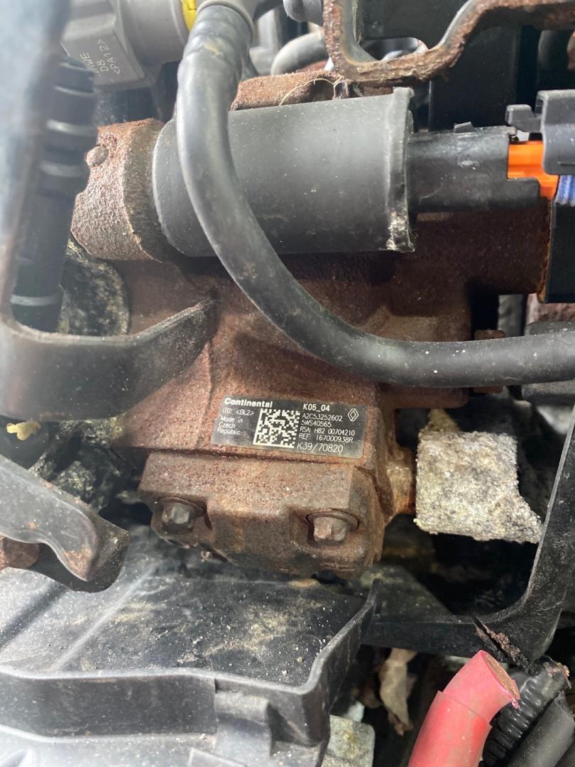 ТНВД Renault Scenic 3 поколение 2011, 1.5 л., K9K 837, дизель, робот, H8200704210 - фото №1