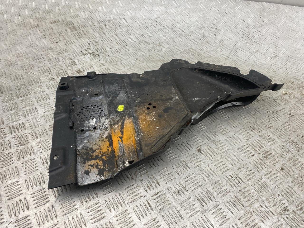 передняя часть подкрылка правого BMW iX I20 2025, электро, alpinweiss iii (300), полный привод, правый руль, 51757932072, 7932072 - фото №1