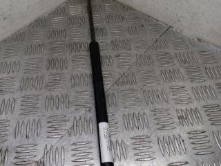 амортизатор капота Audi Q7 4L 2007, 3.0 л., BUG, дизель, АКПП, полный привод, правый руль, 4L0823359