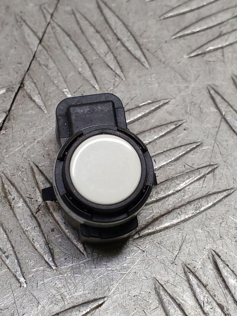 парктроник передний BMW iX I20 2025, электро, alpinweiss iii (300), полный привод, правый руль, 5A17947, 66205A17947 - фото №1