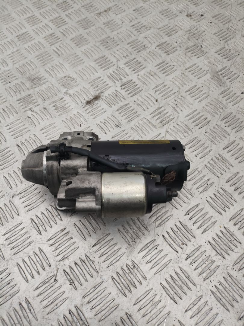 стартер BMW 5 серия F07/F10/F11 F10 2012, 2.5 л., дизель, АКПП, sophistog brillan metall (b90), седан, задний привод, правый руль, 8506657, 12418506657 - фото №1