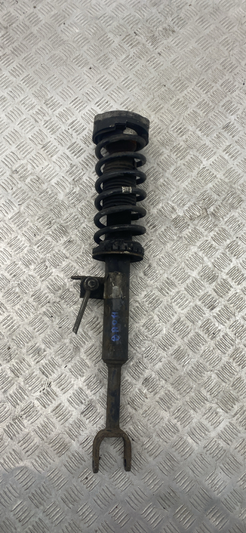 амортизатор передний правый BMW 5 серия F07/F10/F11 F10 2012, 2.5 л., дизель, АКПП, sophistog brillan metall (b90), седан, задний привод, правый руль - фото №1