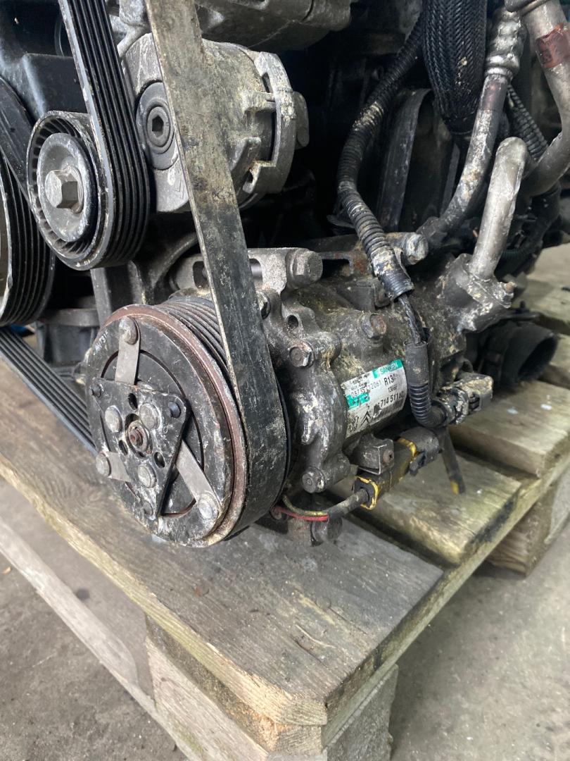 компрессор кондиционера Citroen C4 1 поколение 2011, 2.0 л., RHE (DW10CTED4), дизель, МКПП, 9671451180, 08735712061 - фото №1