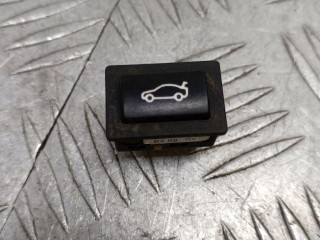 кнопка открытия багажника BMW 6 серия E63/E64 [рестайлинг] E64 2009, 3.0 л., M57 D30 (306D5), дизель, АКПП, кабриолет, задний привод, правый руль, 61316921846, 6921846