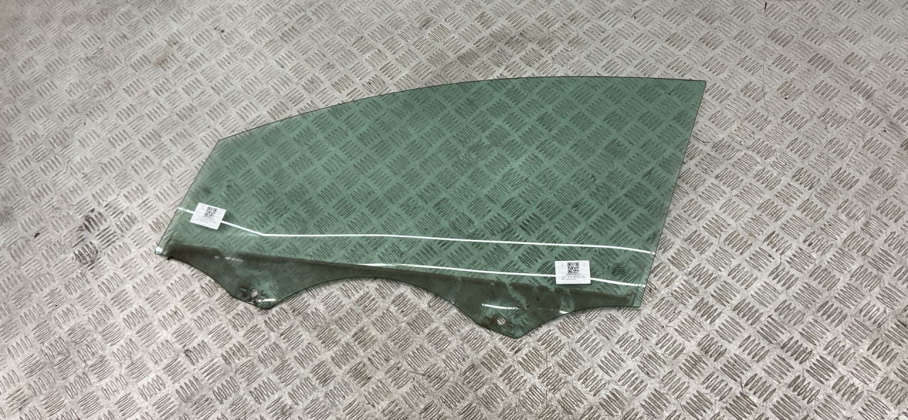 стекло двери передней левой Audi Q7 4L 2007, 3.0 л., BUG, дизель, АКПП, полный привод, правый руль, 43R001582 - фото №1