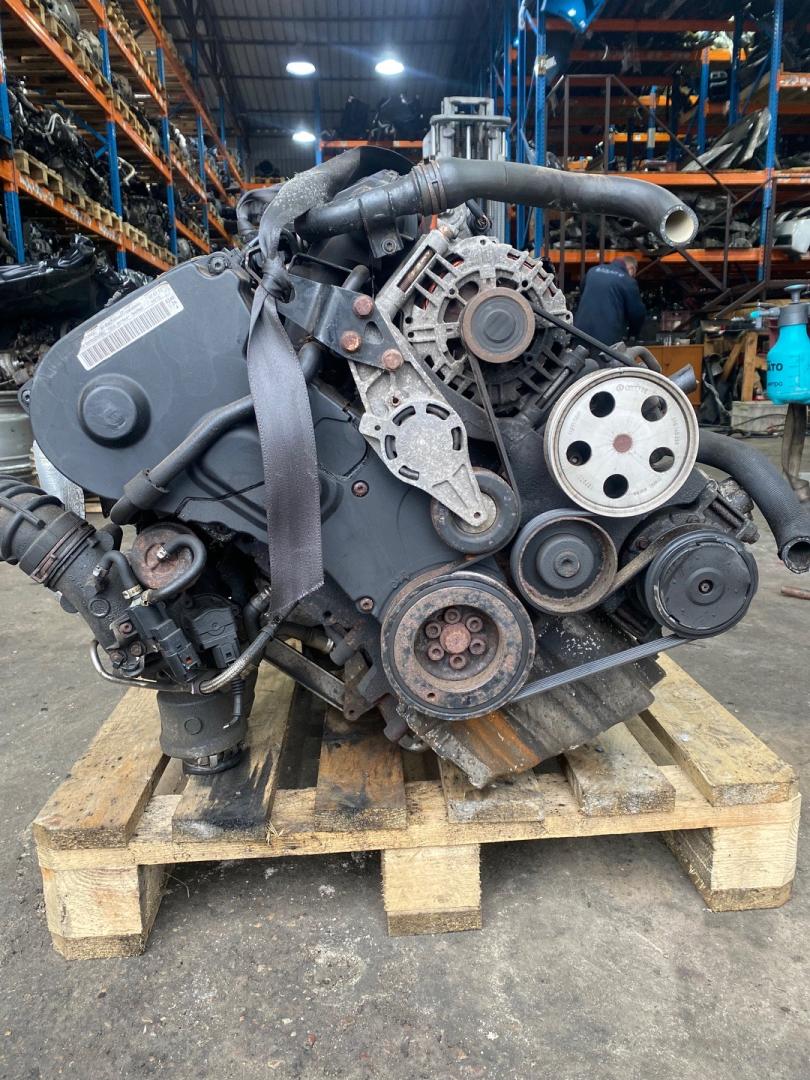 двигатель Audi A4 B7 2007, 2.0 л., BUL, бензин, МКПП, BUL - фото №1