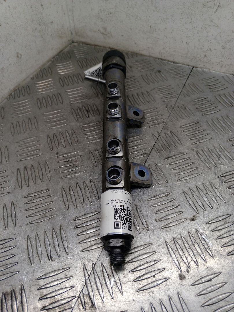 топливная рампа Jaguar XF X250 2010, 3.0 л., AJV6D, дизель, АКПП, 0281006017, 0445216028, EQ9GD9X2Q9D280EA - фото №1