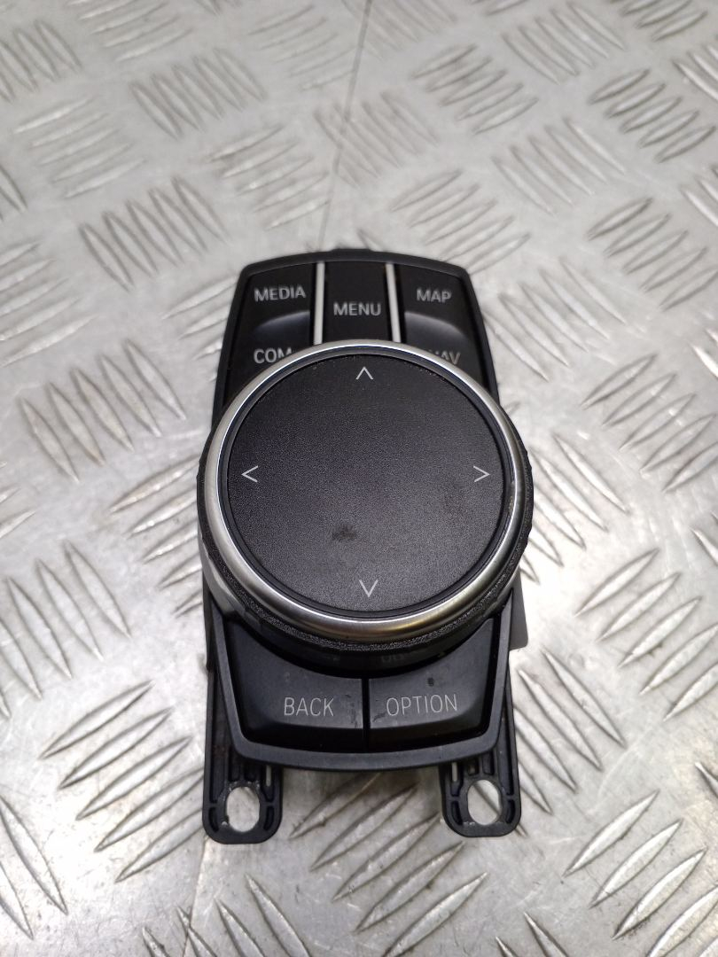 джойстик управления мультимедиа BMW X5 F15 2018, 3.0 л., N57 D30 A, дизель, АКПП, carbonschwarz metallic (416), внедорожник 5 дв., полный привод, правый руль, 65826829082, 6829082 - фото №1