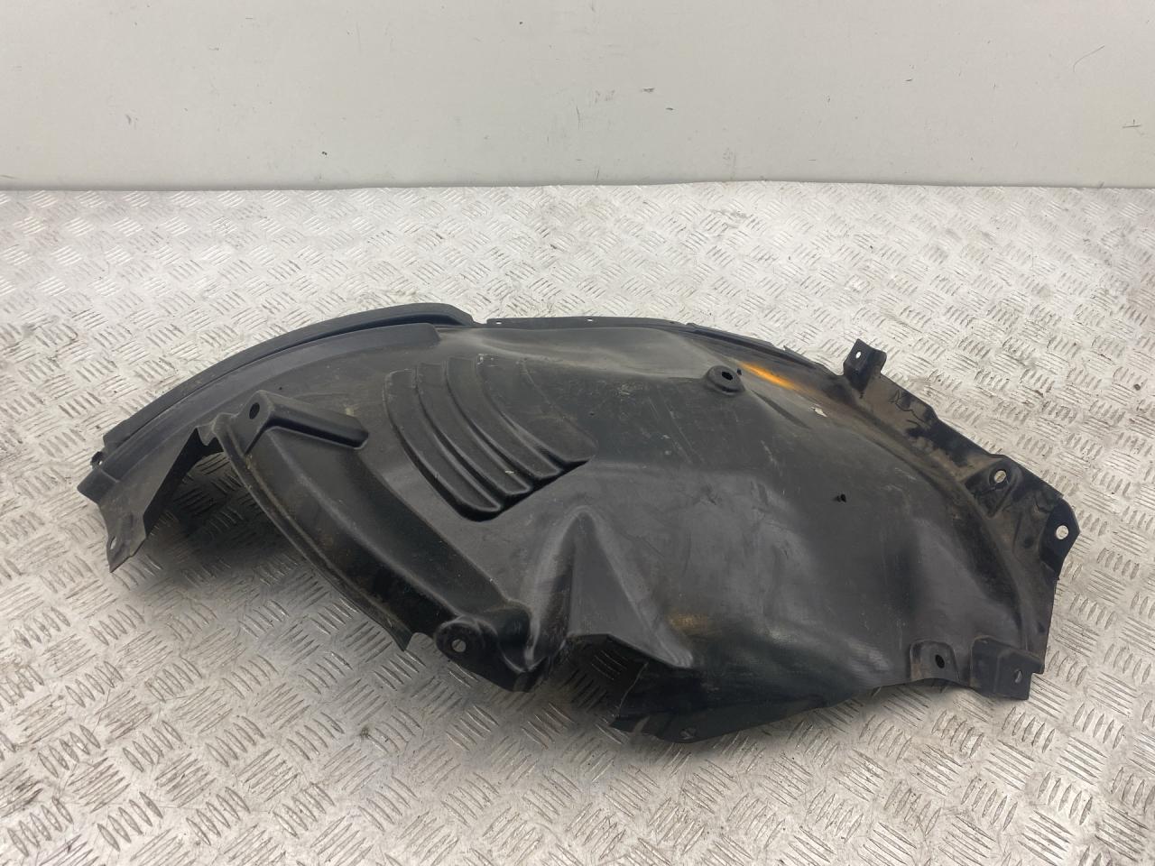 защита арок передняя правая (подкрылок) BMW iX I20 2025, электро, белый, полный привод, правый руль, 51717932068, 7932068 - фото №1