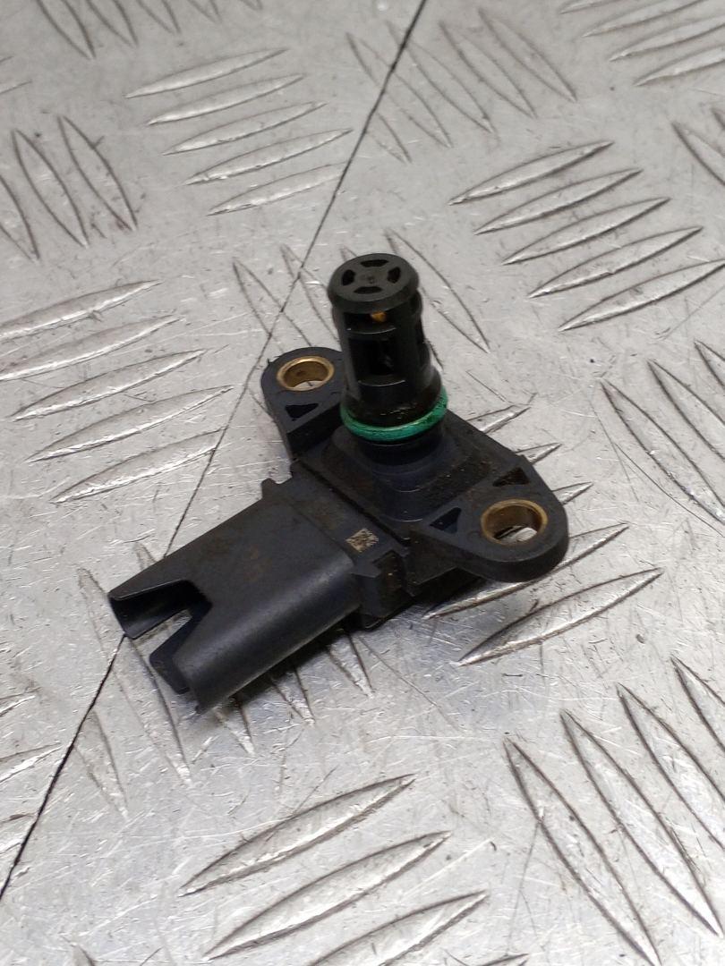 датчик давления во впускном коллекторе BMW X6 M E71/E72 2010, 4.4 л., S63 B44 A, бензин, АКПП, carbonschwarz metallic (416), внедорожник 5 дв., полный привод, 13627585492, 7585492, A2C53325853 - фото №1