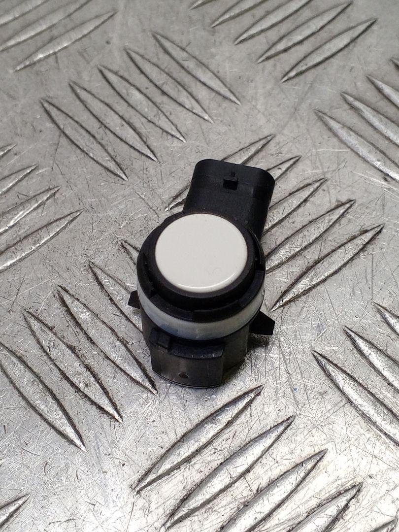 парктроник задний BMW iX I20 2025, электро, alpinweiss iii (300), полный привод, правый руль, 5A17979, 66205A17979 - фото №1