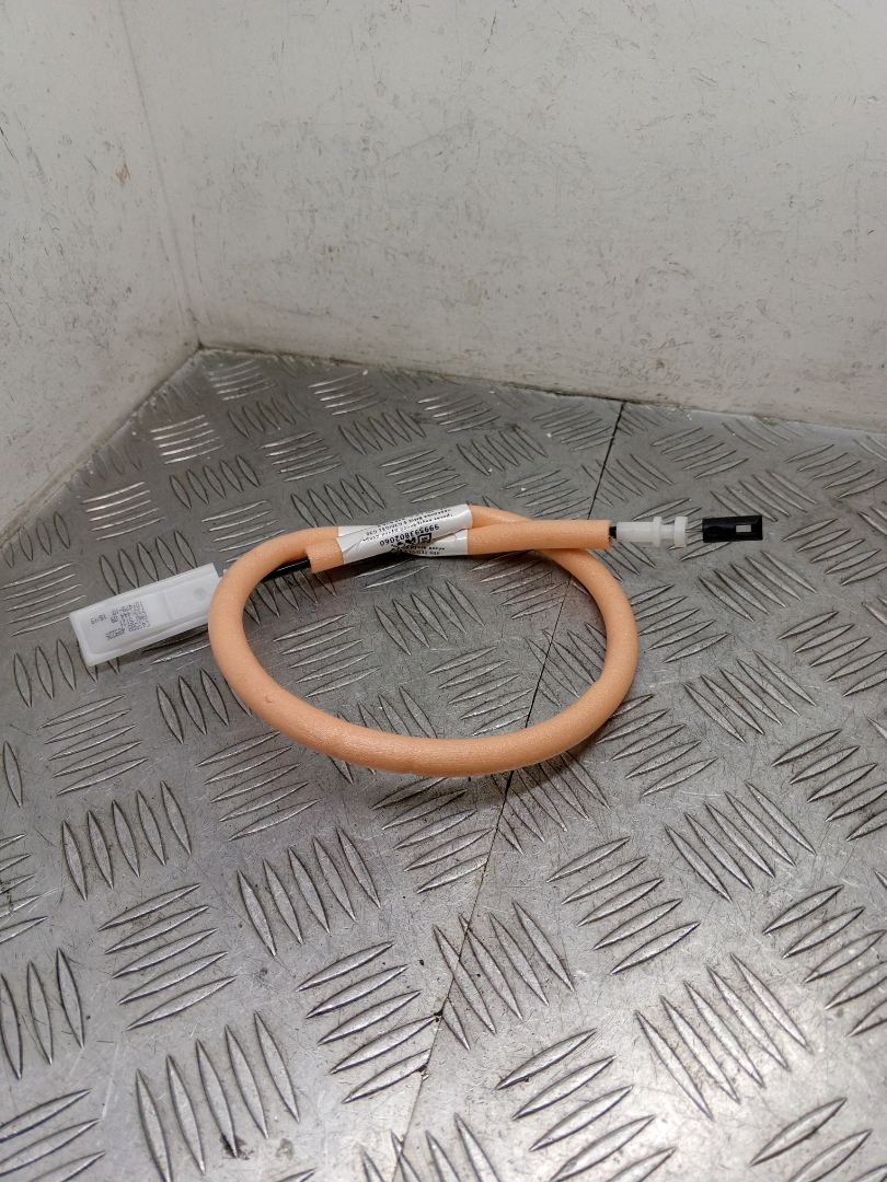 трос двери BMW 5 серия G30/G31 G30 2020, 2.0 л., B48 B20 B, бензин, АКПП, sophistograu a90, седан, задний привод, правый руль, 51217339444, 7339444 - фото №1