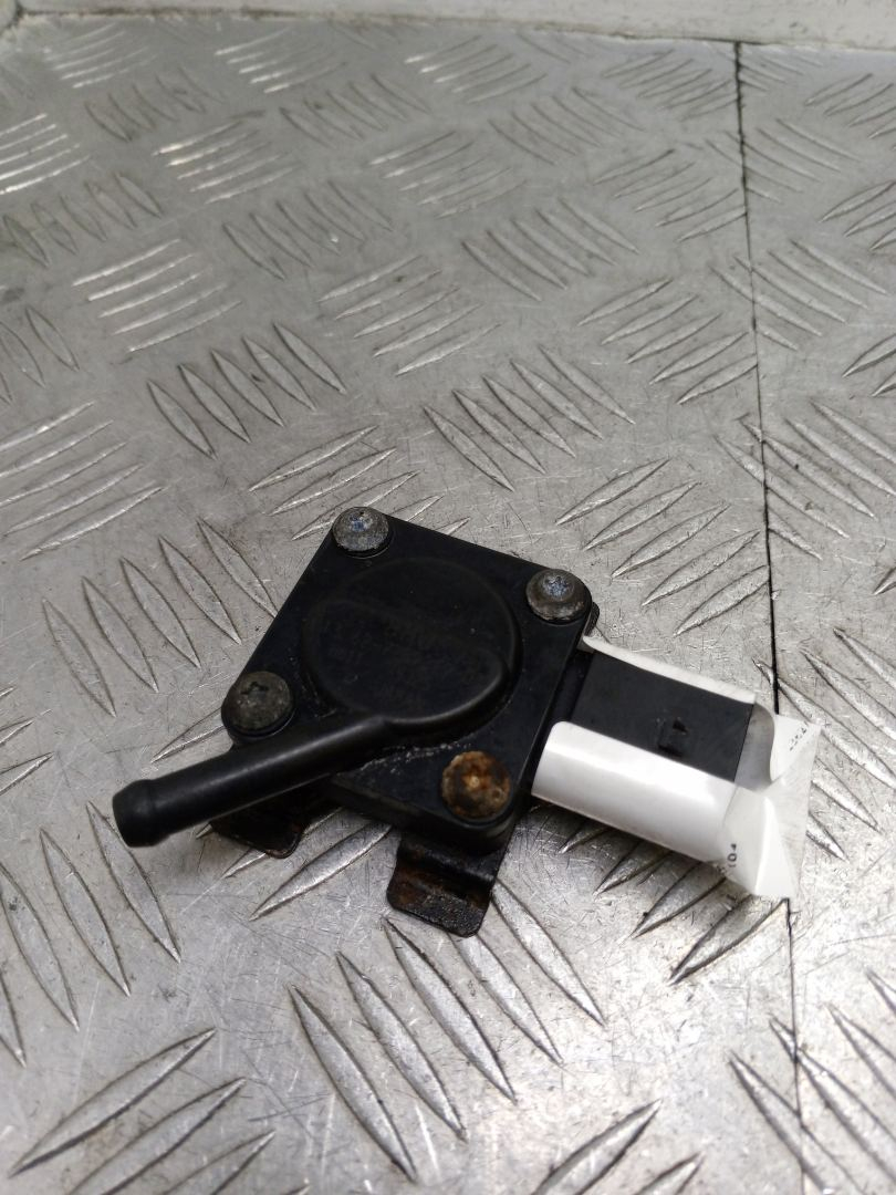 датчик давления (температуры) выхлопных газов BMW 3 серия E90/E91/E92/E93 2007, 3.0 л., M57 D30 (306D3), дизель, МКПП, 7789219, 13627789219 - фото №1