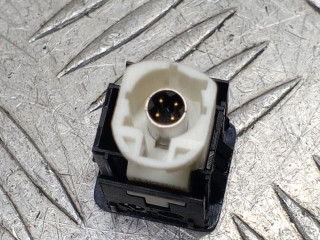 разъем AUX / USB