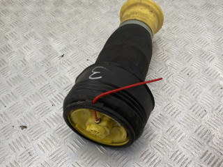 пневмоподушка BMW X5 F15 2017, 3.0 л., N57 D30 B, дизель, АКПП, carbonschwarz metallic (416), внедорожник 5 дв., полный привод, правый руль