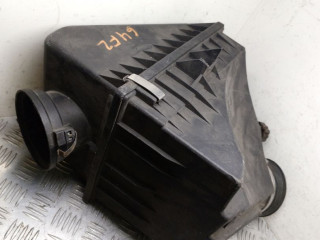 корпус воздушного фильтра BMW 7 серия E38 [рестайлинг] 2001, 4.4 л., бензин, серебро, седан