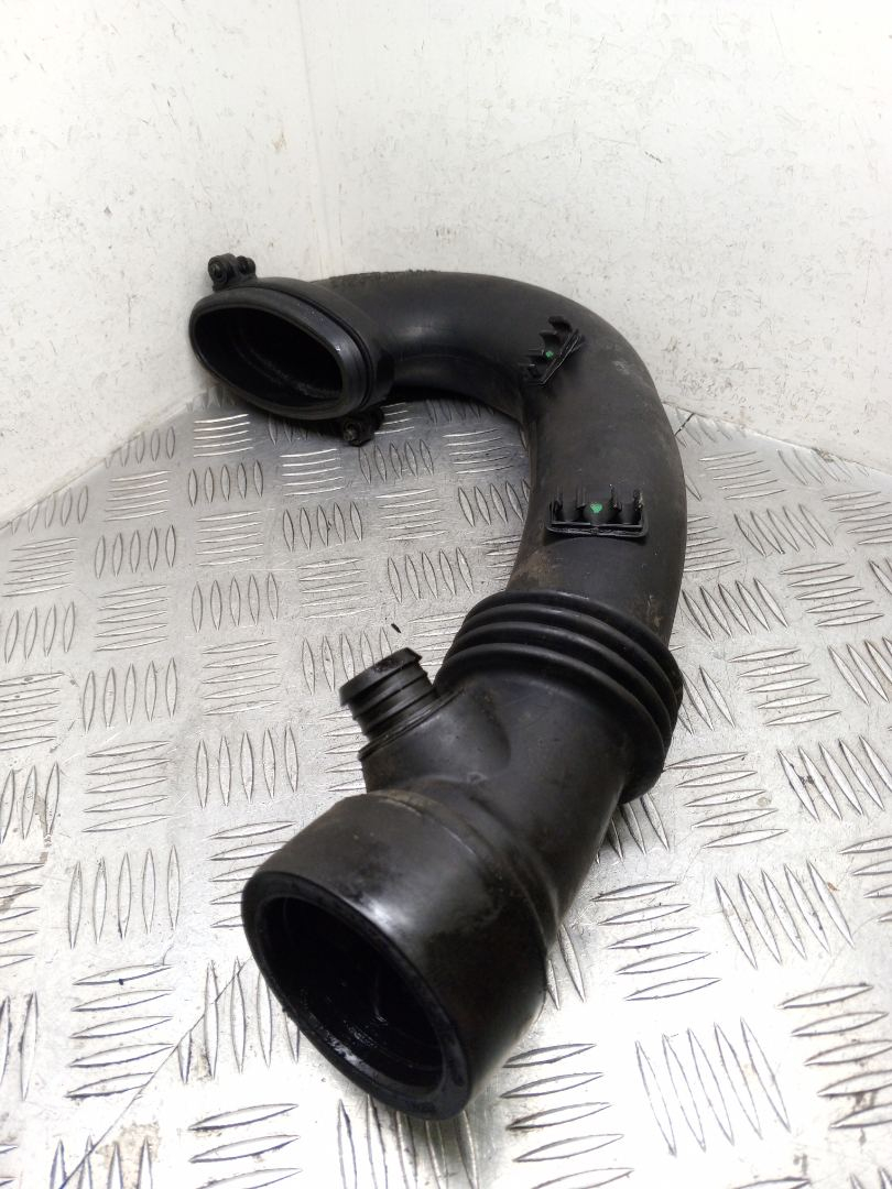 патрубок турбины BMW 5 серия E60/E61 2005, 3.0 л., M57 D30 (306D2), дизель, АКПП, 13717795026, 7795026 - фото №1