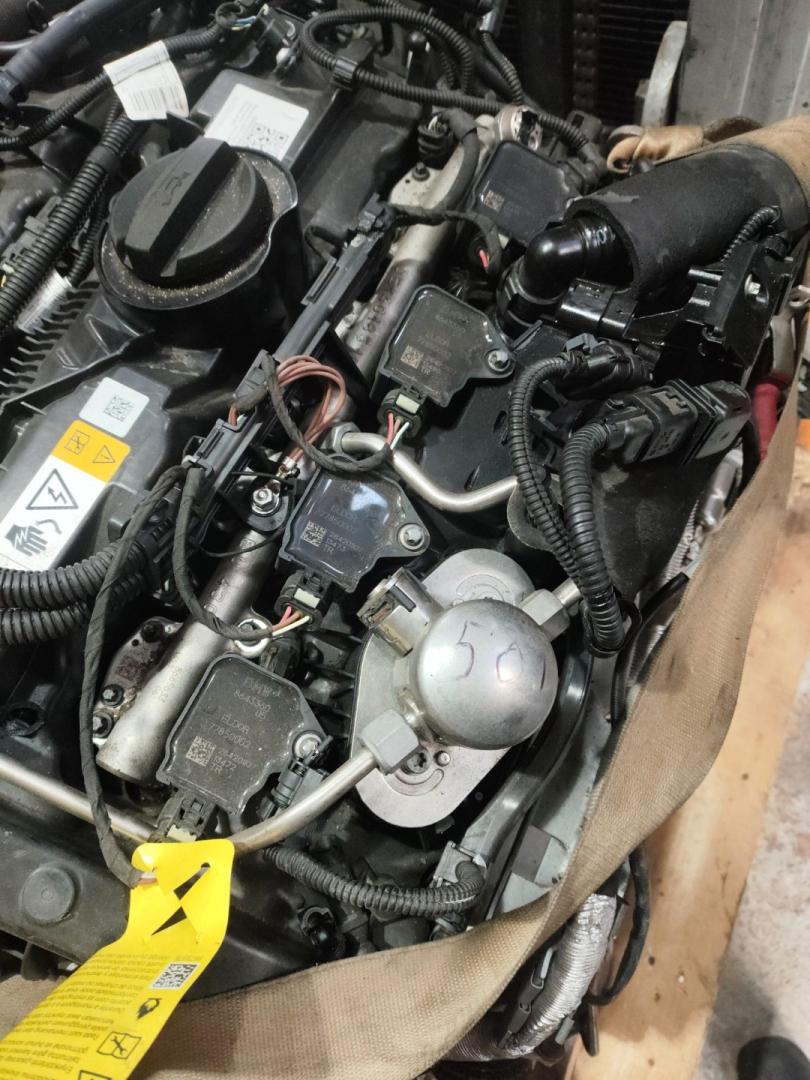 катушка зажигания BMW 3 серия G20 2021, 2.0 л., B48 B20 A, бензин, АКПП, black sapphire, седан, задний привод, правый руль, 13538643360, 8643360 - фото №1