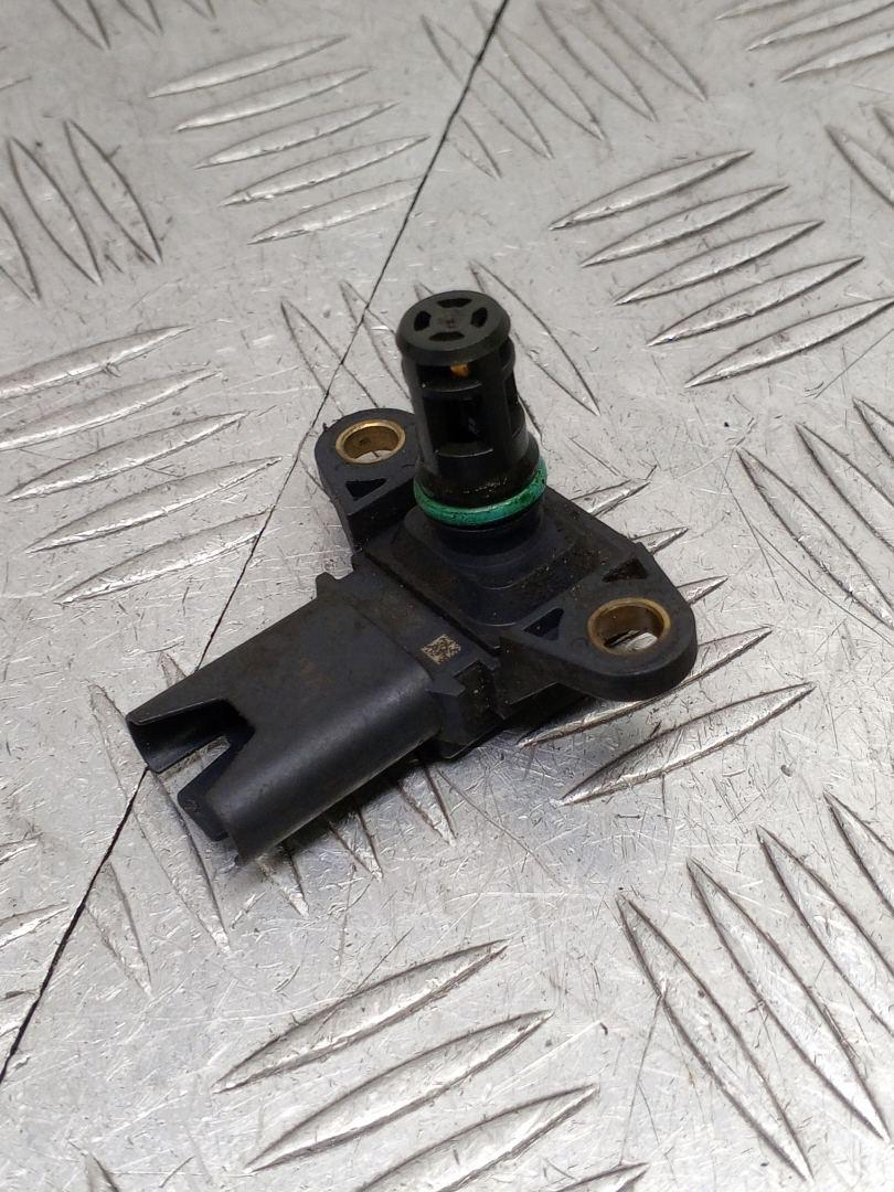 датчик давления во впускном коллекторе BMW X6 M E71/E72 2010, 4.4 л., S63 B44 A, бензин, АКПП, carbonschwarz metallic (416), внедорожник 5 дв., полный привод, 13627585492, 7585492, A2C53325853 - фото №1