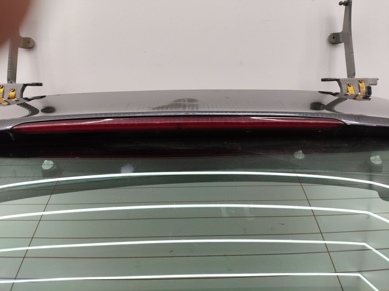 дополнительный стоп-сигнал BMW 5 серия F07/F10/F11 2011, 3.0 л., N57 D30 A, дизель, АКПП, sophistog brillan metallic (a90), универсал, задний привод, правый руль, 63257203224, 7203224 - фото №1