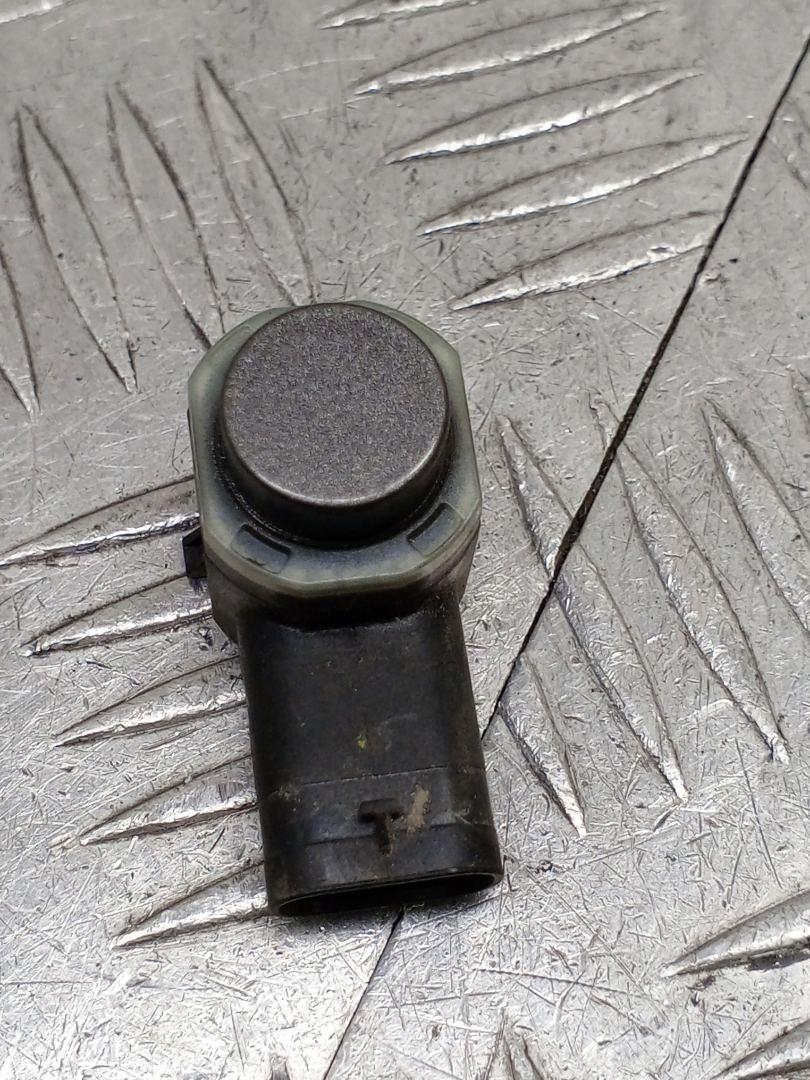 парктроник задний Porsche 911 Carrera S 991 2014, 3.8 л., MA1.03, бензин, робот, серый, задний привод, правый руль, 4H0919275 - фото №1