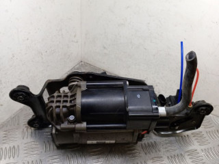 компрессор пневмоподвески BMW X5 F15 2017, 3.0 л., N57 D30 B, дизель, АКПП, carbonschwarz metallic (416), внедорожник 5 дв., полный привод, правый руль, 37206875177, 6875177