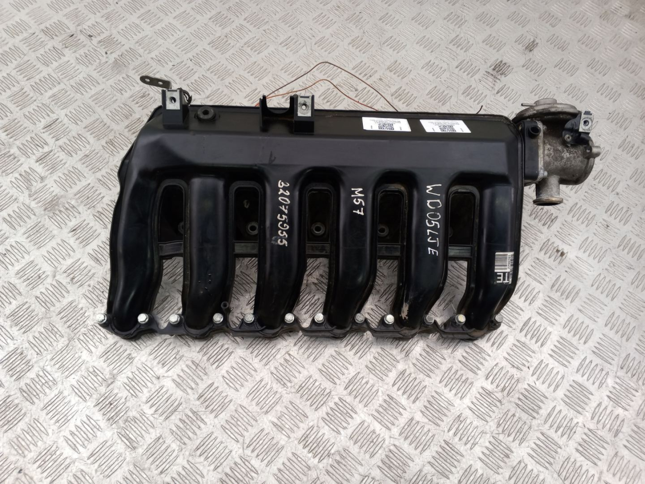 коллектор впускной BMW 5 серия E60/E61 2005, 3.0 л., M57 D30 (306D2), дизель, АКПП, 7790701, 11617790701, 11617800585, 7800585 - фото №1