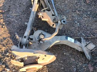 кулак задний правый BMW X1 F48 2016, 2.0 л., B47 C20 A, дизель, МКПП, alpinweiß iii (300), внедорожник 5 дв., полный привод, правый руль