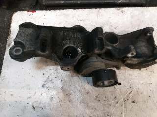 кронштейн генератора Renault Trafic 2 поколение [рестайлинг] 2008, 2.0 л., DCi, дизель, МКПП