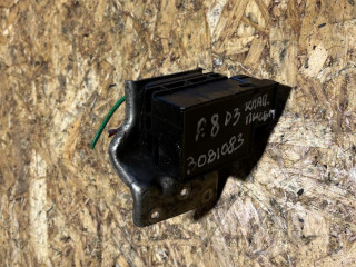 блок клапанов пневмоподвески Audi A8 D3/4E 2004