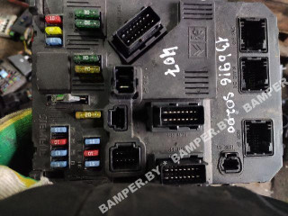 блок предохранителей Peugeot 407 1 поколение 2004, S0200