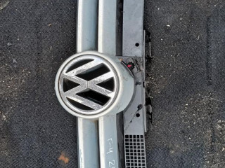 решетка радиатора Volkswagen Golf 4 поколение (1997 - 2006)