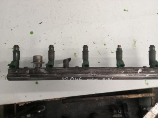 форсунка Volvo V70 2 поколение 2001, 2.4 л., i, бензин, МКПП