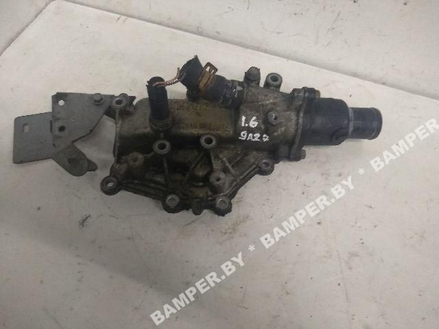 корпус термостата Renault Scenic 2 поколение 2004, 1.6 л., бензин, минивэн - фото №1