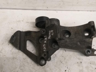 кронштейн генератора Renault Megane 2 поколение 2004, 1.4 л., бензин, МКПП, хетчбэк 5 дв.