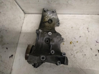 кронштейн компрессора кондиционера Audi A4 B6 2004, 2.0 л., бензин, АКПП, седан