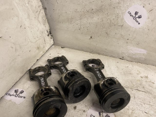 поршень Renault Megane 2 поколение 2004, 1.5 л., DCi, дизель, МКПП